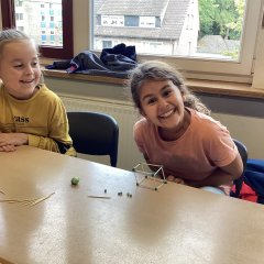 Edge models in math lessons.