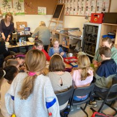 Christmas crafts in class 3c.