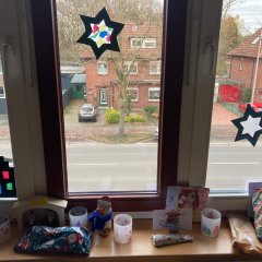 Jouluiset askartelut luokassa 3c.