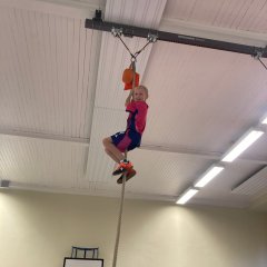 3c klasė užsiima sportu.