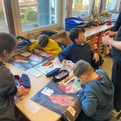 Kerstknutselen in klas 3c.